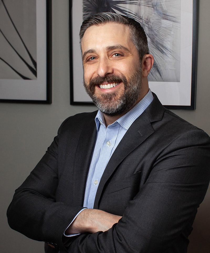 Dr Sam Meyrowitz